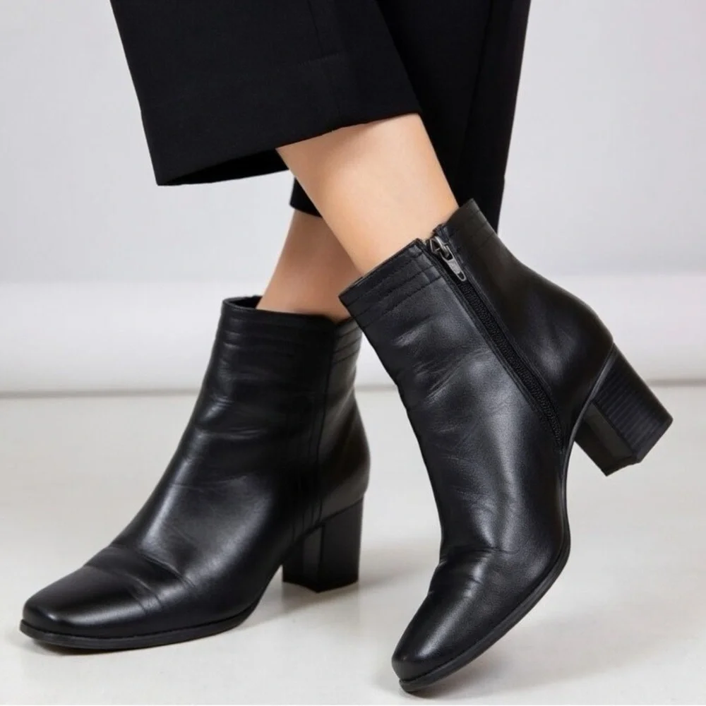 Caressa Black Genuine Leather Ankle Boots Block Heel Size 8.5